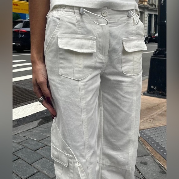 Brandy Melville Kim Cargo Pants in White - Picture 2 of 3
